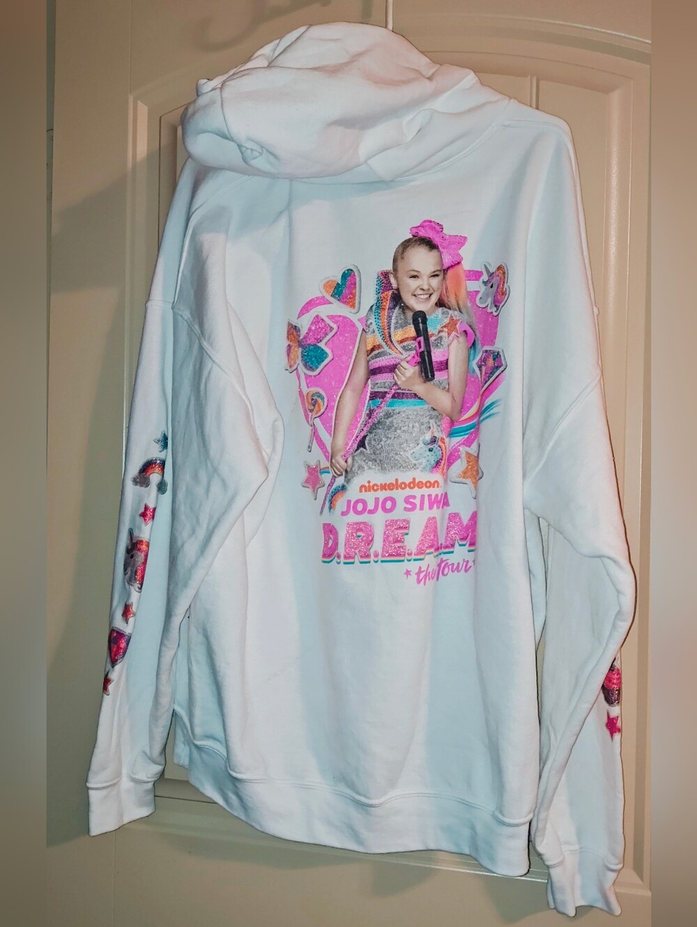 JoJo Siwa The Dream Tour White Oversized Hoodie Sz XL Unicorns Rainbows